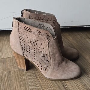 Vince Camuto Frasitta Leather Cut Out Wooden Stack Heel Booties